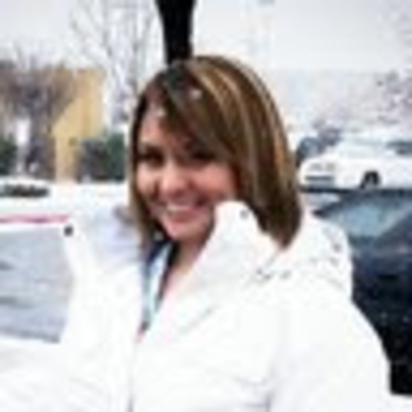 Meet your Posher, Miriam - Picture 1 of 1